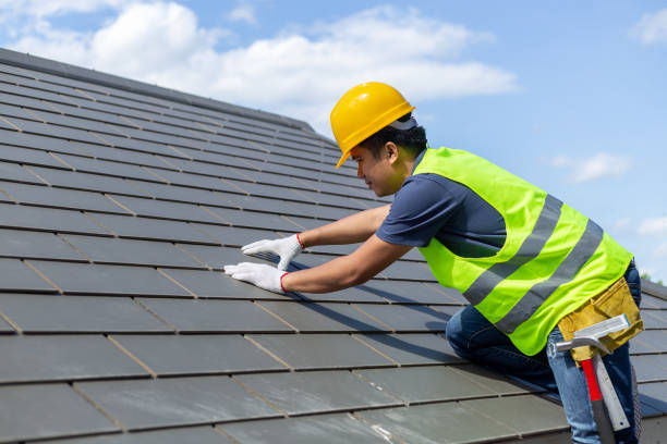 Best Best Roofing Contractors  in Lake Camelot, WI